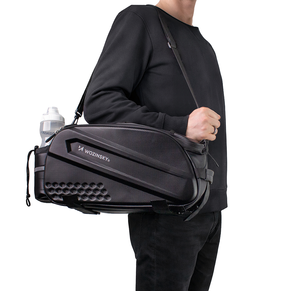 iTok webáruház - Wozinsky Wozinsky 14 l-es kerékpáros csomagtartótáska bővíthető oldalzsebekkel (fekete) 2 Wozinsky Bike Trunk Bag with Long Strap and Expandable Side Pockets (fekete)