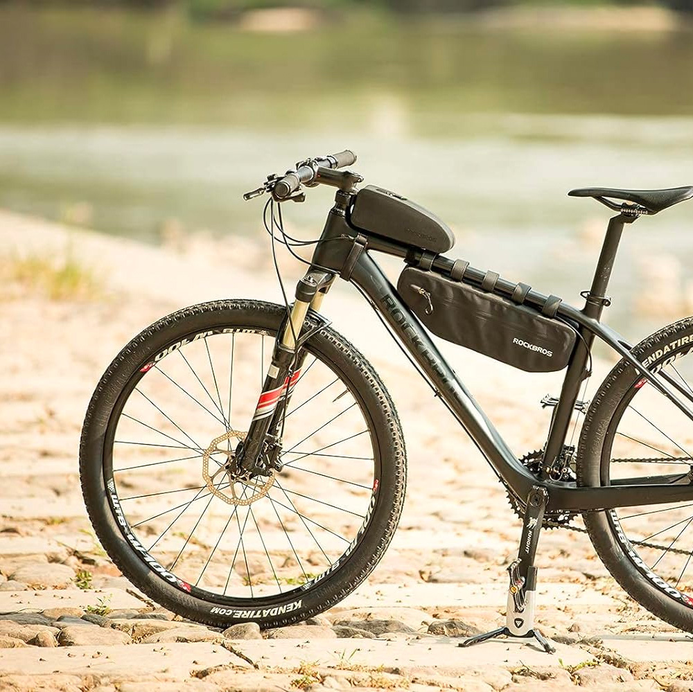 iTok webáruház - RockBros Rockbros AS-019-1 vízálló kerékpáros váztáska, 1,6 l (fekete) 5 Rockbros AS-019-1 bicycle frame bag waterproof 1.6 l (fekete)