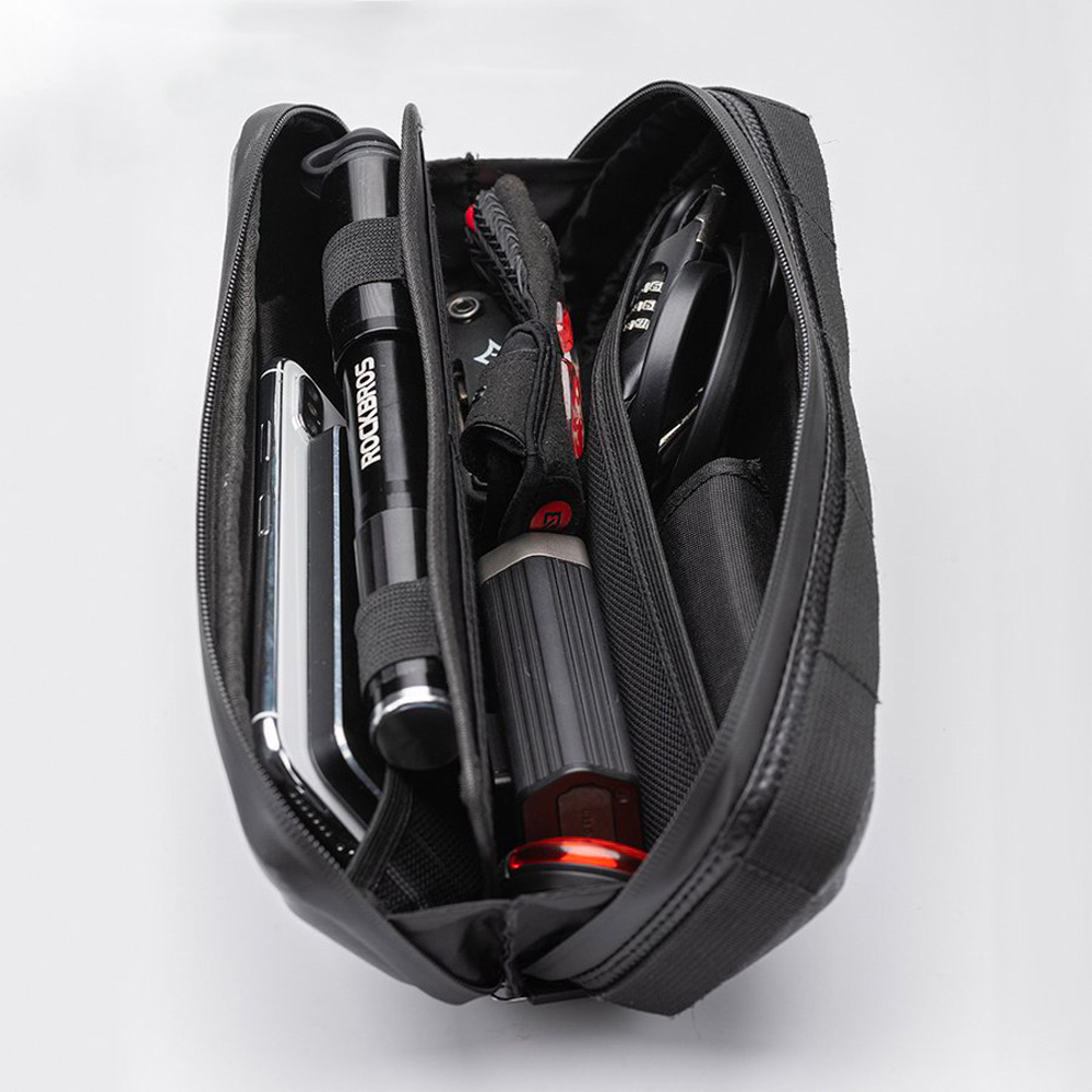 iTok webáruház - RockBros Rockbros B66 vízálló kerékpáros váztáska (fekete) 6 Rockbros B66 waterproof bicycle bag for frame (fekete)