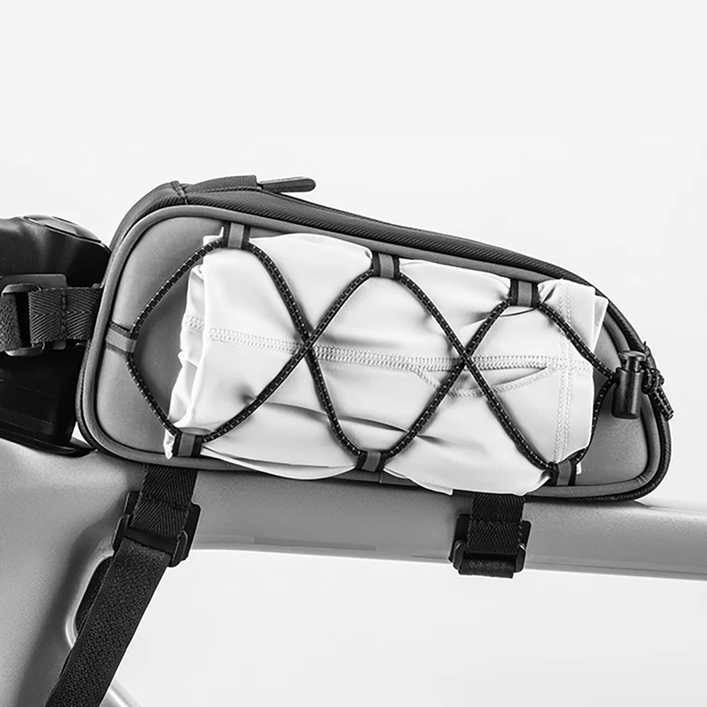 iTok webáruház - RockBros Rockbros 3012010901 kerékpáros váztáska 0,9 l (ezüst) 3 Rockbros 3012010901 bicycle frame bag 0.9 l (ezüst)