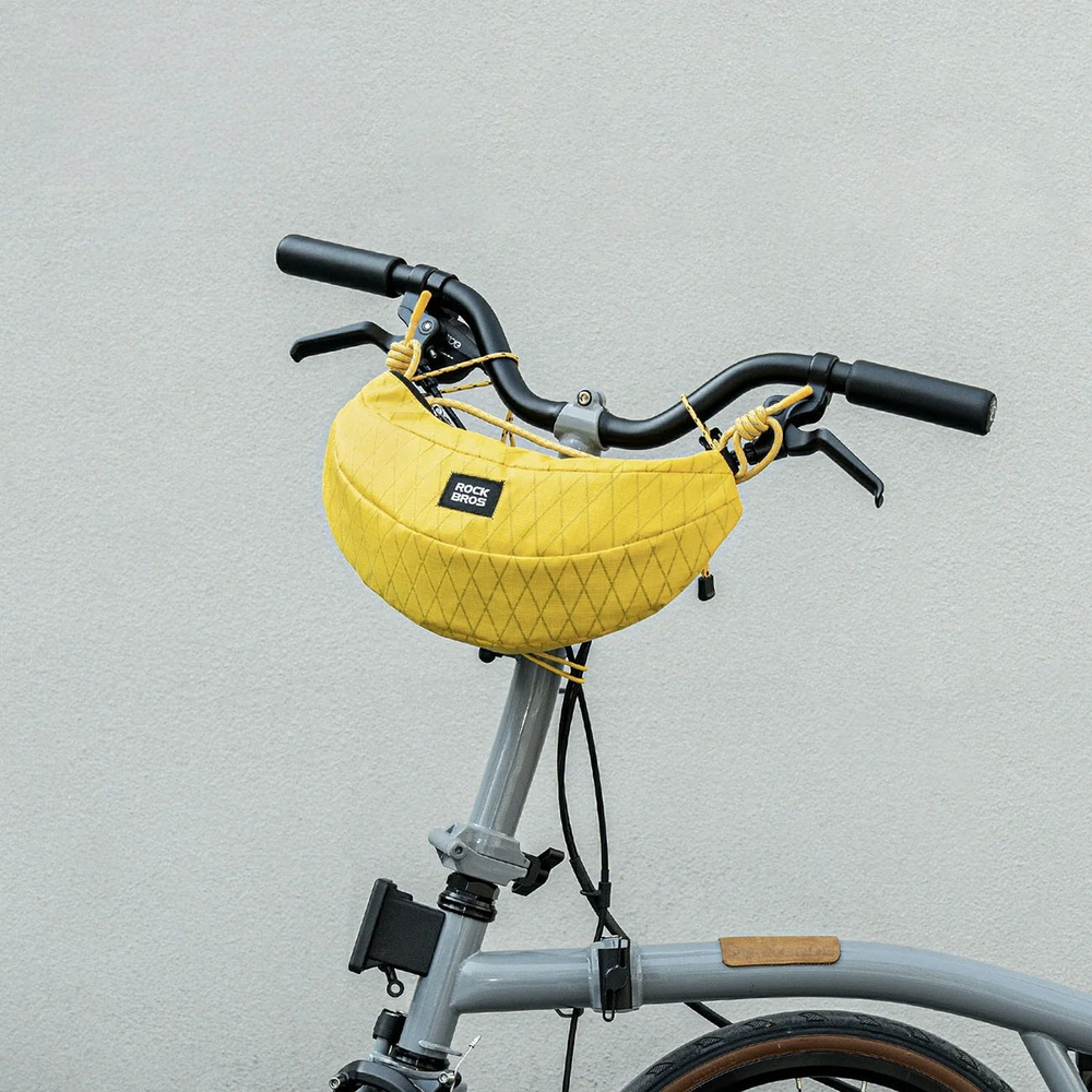 iTok webáruház - RockBros Rockbros H74 kerékpáros kormánytáska és válltáska 1,8 l (sárga) 8 Rockbros H74 Bicycle Bag for Handlebar or Banana Shoulder 1.8L (sárga)