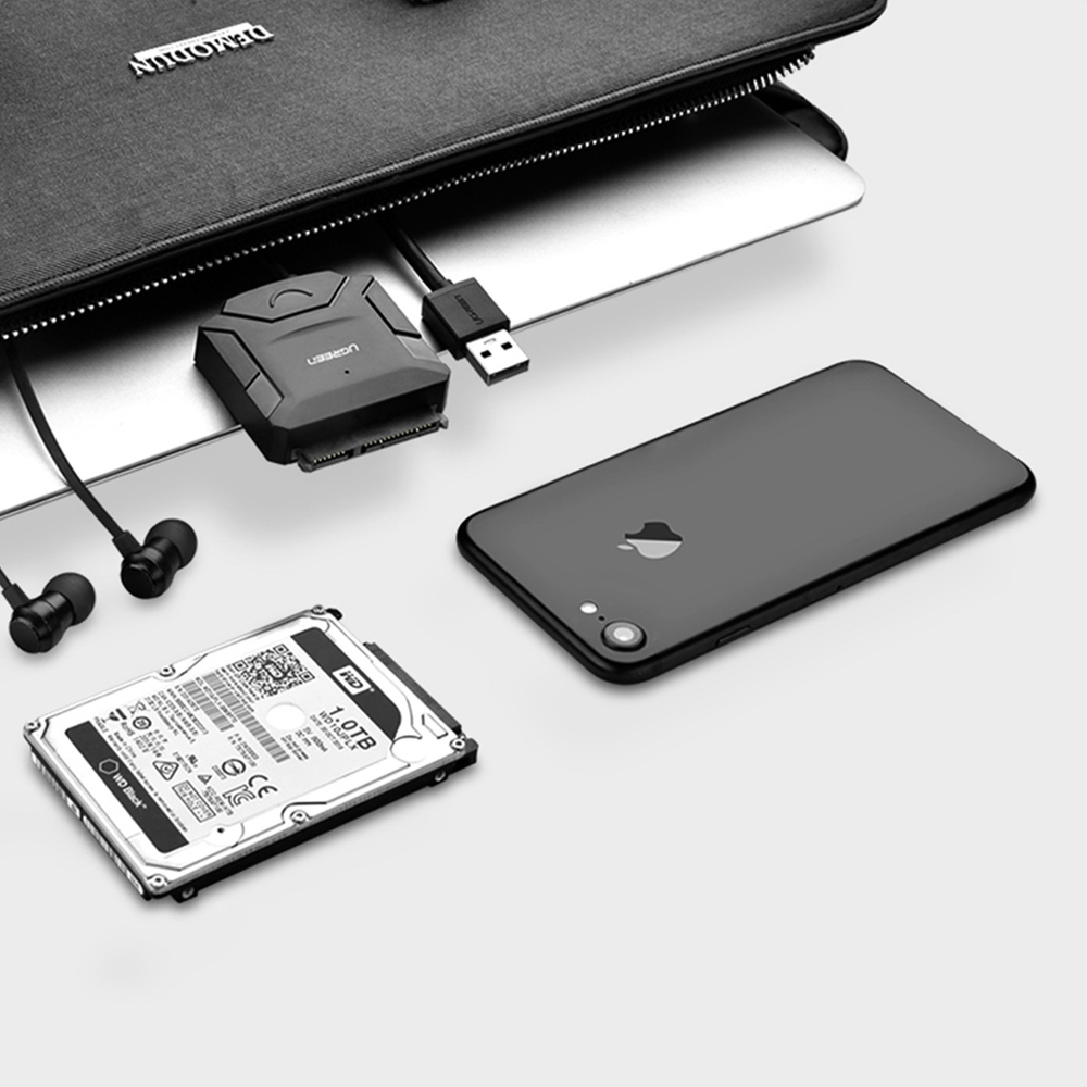 iTok webáruház - Ugreen Ugreen CR108 2,5 / 3,5 hüvelykes SATA merevlemez-adapterkábel USB-A 3.0 csatlakozóval (fekete) 6 Ugreen 2.5'' / 3.5'' hard drive adapter cable (USB-A 3.0 (fekete)