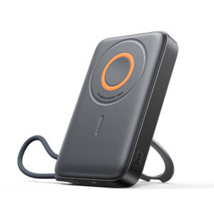 Joyroom JR-PBM02 22,5 W-os, 10000 mAh-s 3 az 1-ben MagSafe powerbank beépített USB-C kábellel (fekete)