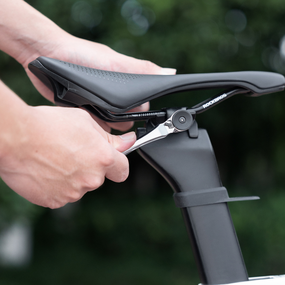 iTok webáruház - RockBros Rockbros kerékpáros szerszámkészlet mini racsnival és bitekkel (áttetsző zöld) 8 Rockbros Bike Tool Set with Mini Ratchet and Bits (áttetsző zöld)