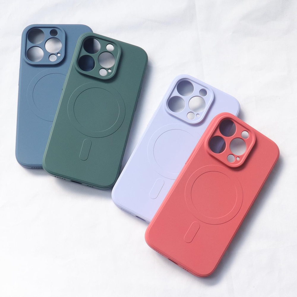 iTok webáruház - Hurtel MagSafe kompatibilis szilikon tok iPhone 15 Pro Max készülékhez (szürke) 2 MagSafe Compatible Silicone Case for iPhone 15 Pro Max Silicone Case (szürke)