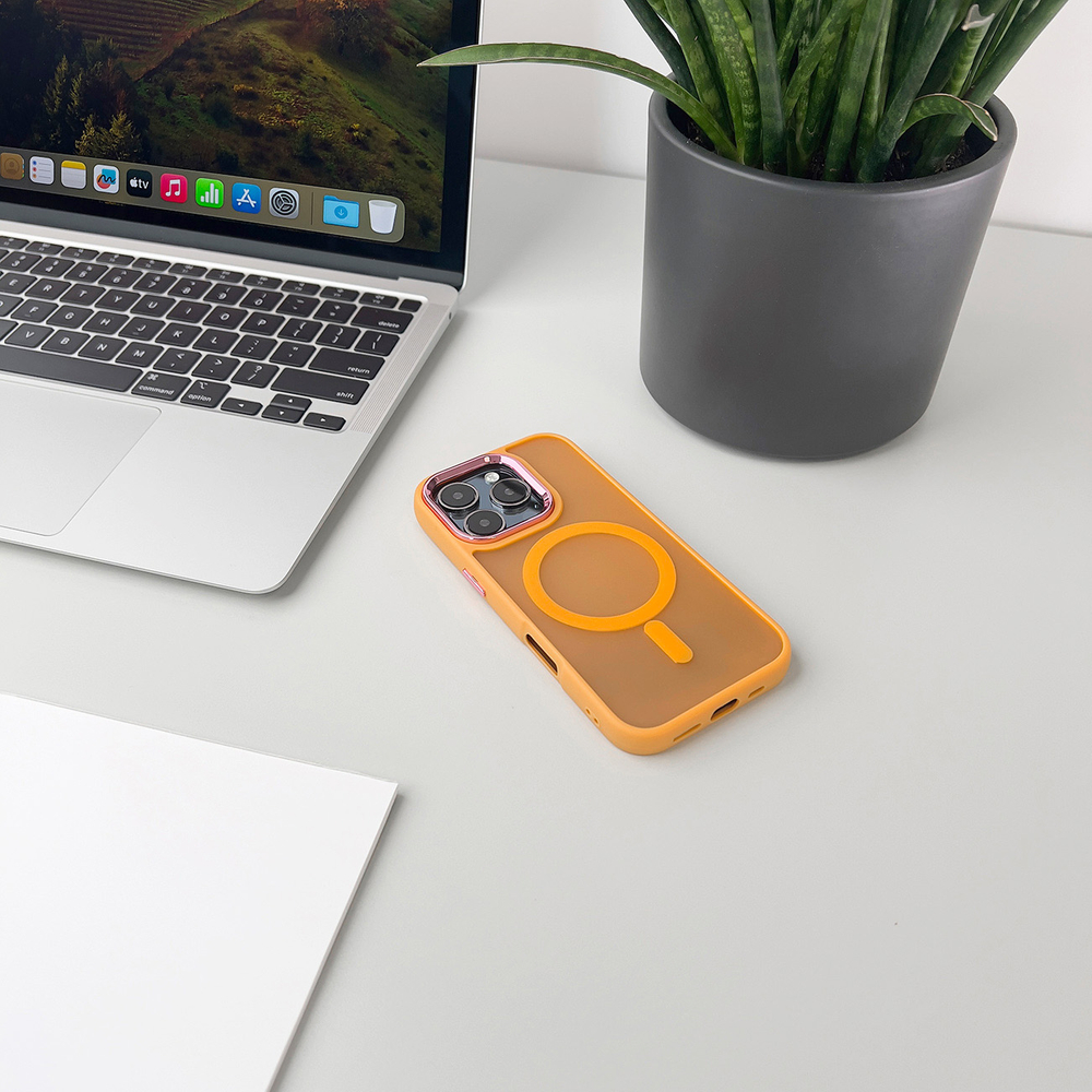 iTok webáruház - Hurtel Magnetic Collection MagSafe tok iPhone 16 Pro készülékhez (narancssárga) 6 Magnetic Collection MagSafe iPhone 16 Pro Case (narancssárga)